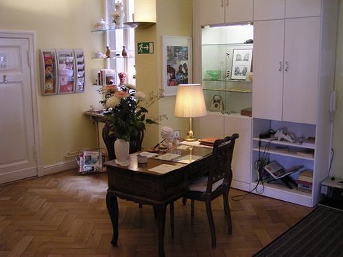 Gasthuis Senta 2*